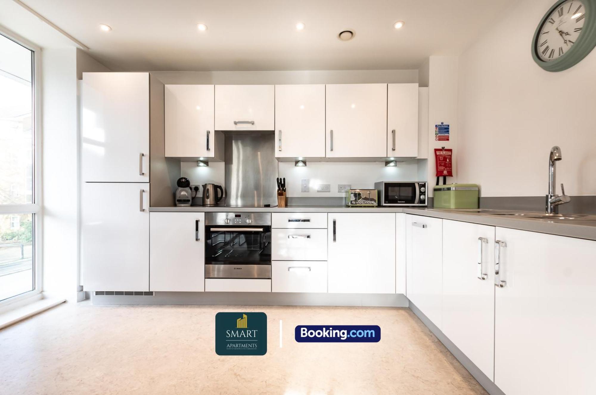 Spacious City Center Apartment By Smart Apartments Short Lets & Serviced Accommodation Apartment Southampton With Free Wifi Esterno foto