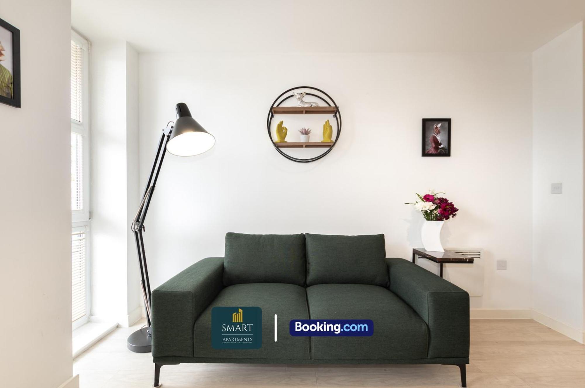 Spacious City Center Apartment By Smart Apartments Short Lets & Serviced Accommodation Apartment Southampton With Free Wifi Esterno foto