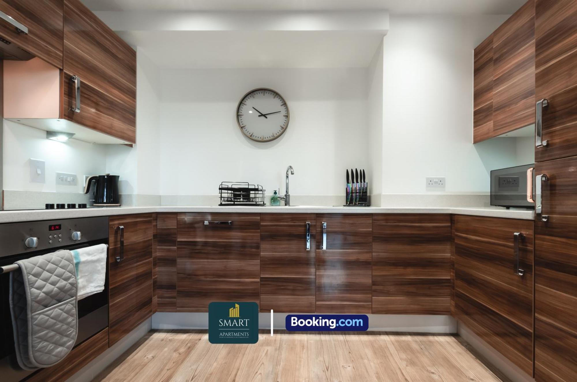 Spacious City Center Apartment By Smart Apartments Short Lets & Serviced Accommodation Apartment Southampton With Free Wifi Esterno foto