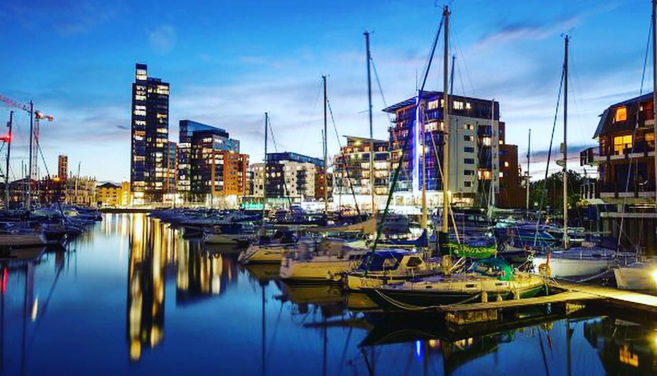 Spacious City Center Apartment By Smart Apartments Short Lets & Serviced Accommodation Apartment Southampton With Free Wifi Esterno foto
